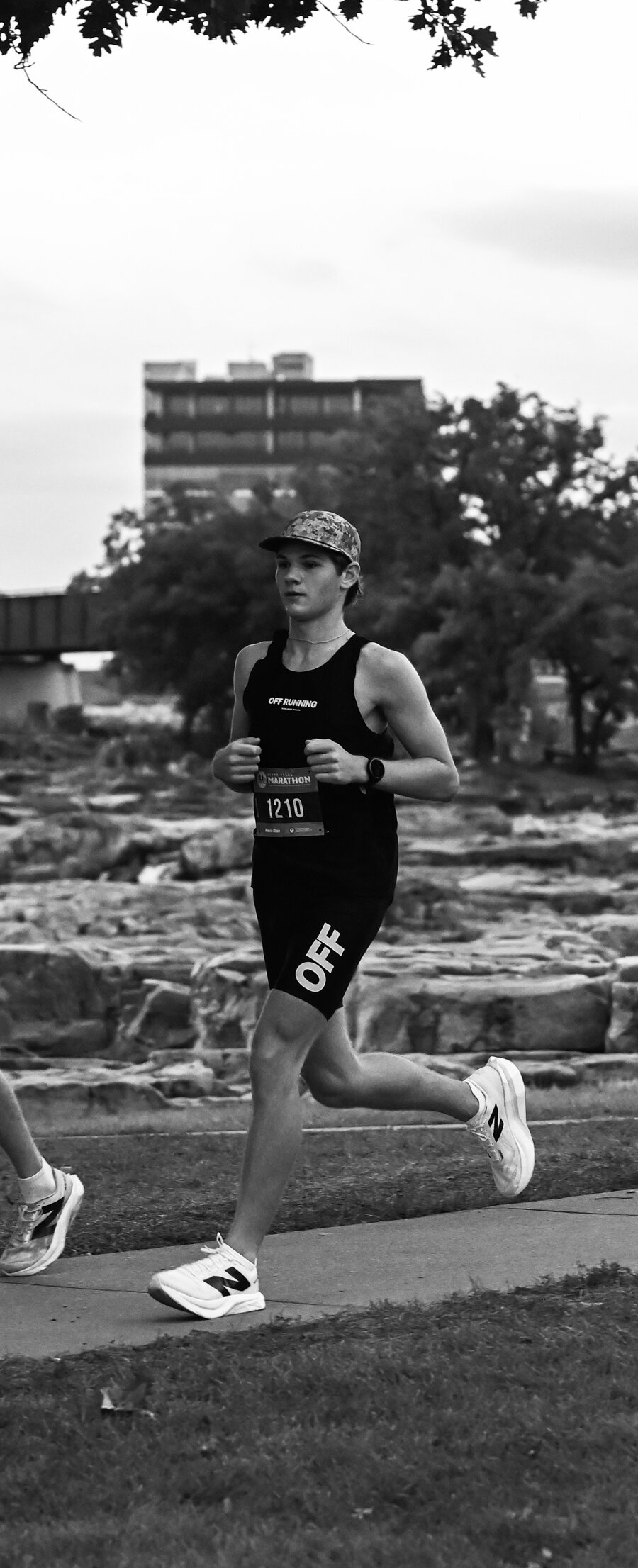 Athlete coached by Ndur racing a marathon